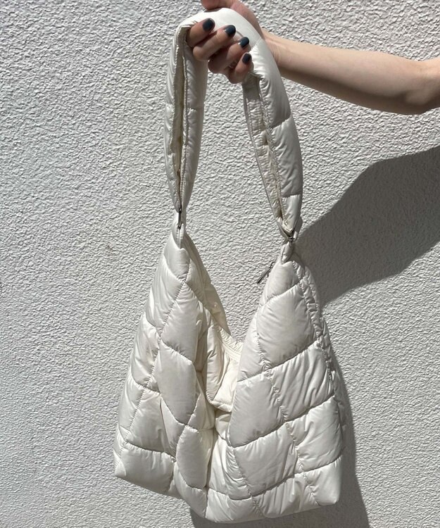 WEGO BIGパテッドワンショルダー ホワイト