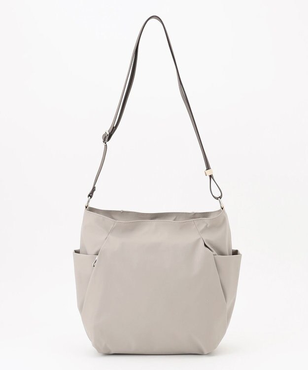 Y'SACCS 【ナイロンタフタ】トラベルショルダー グレージュ