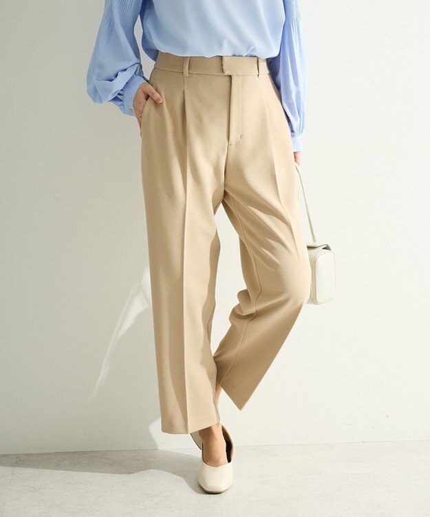 Green Parks Ｏ．きれいシルエットテーパードパンツ Light Beige