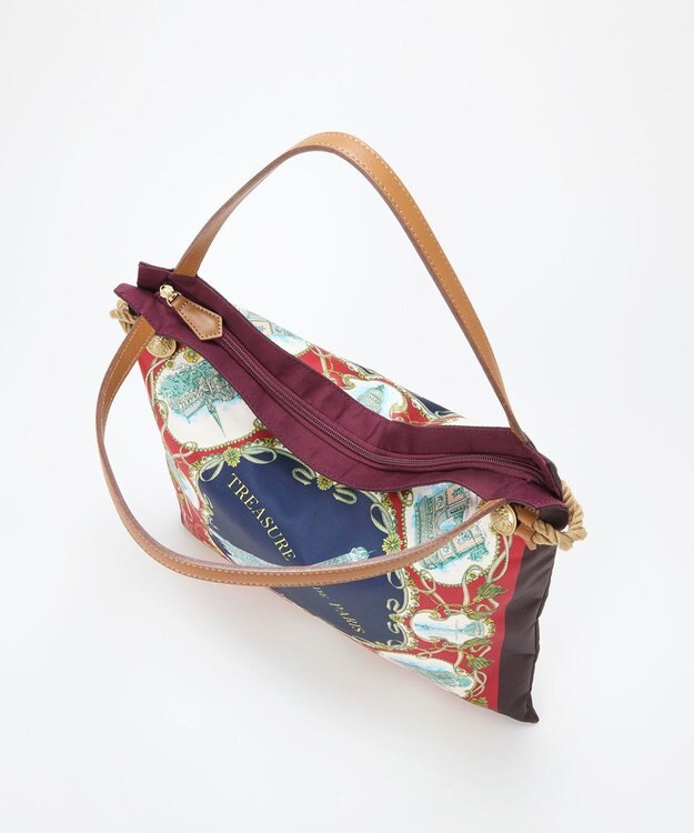 TOPKAPI 【TREASURE TOPKAPI】マイルドサテン スカーフ柄 トートバッグ チョコレート