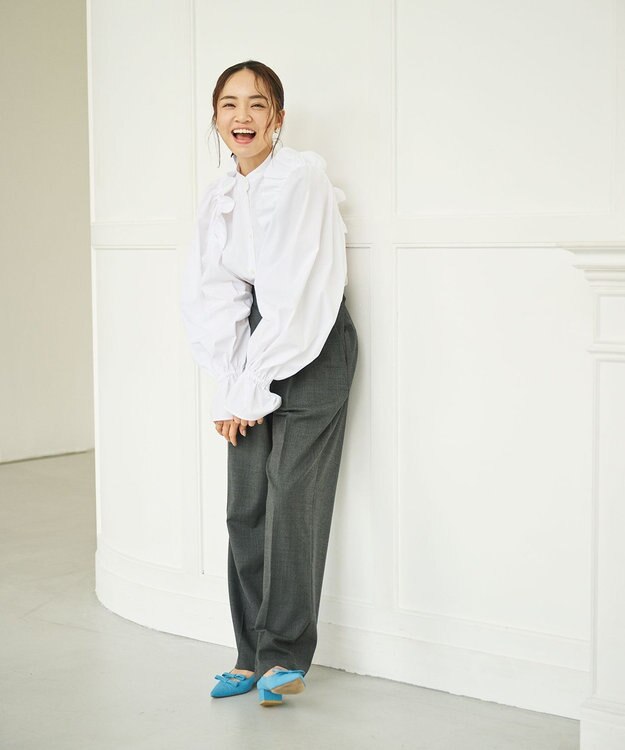 #Newans 【洗濯機可能/シワになりにくい】〈春名亜美さんコラボ〉ショルダーフリルブラウス ホワイト