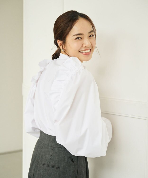 #Newans 【洗濯機可能/シワになりにくい】〈春名亜美さんコラボ〉ショルダーフリルブラウス ホワイト