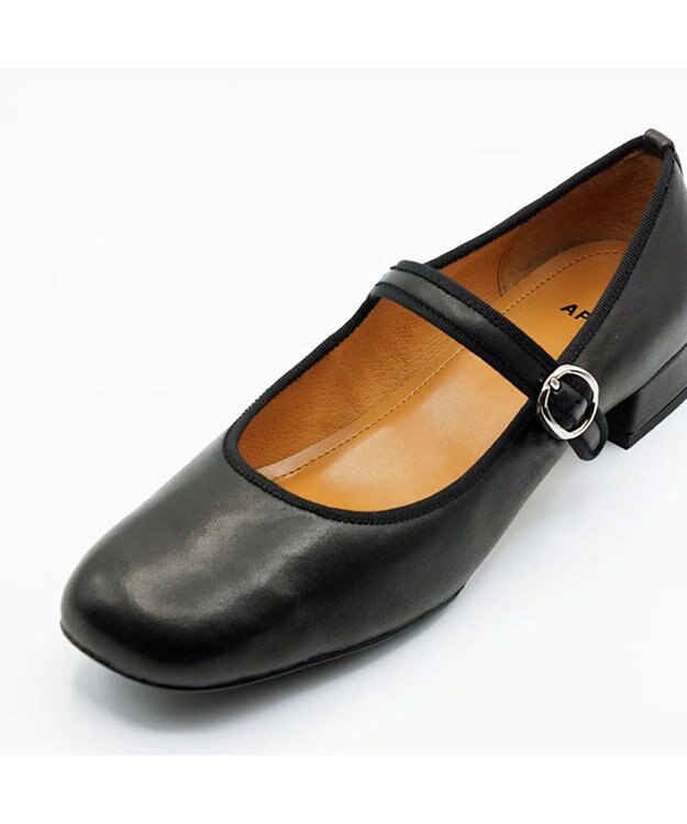 APOM 本革オブリークトゥメリージェーン 20 ブラック