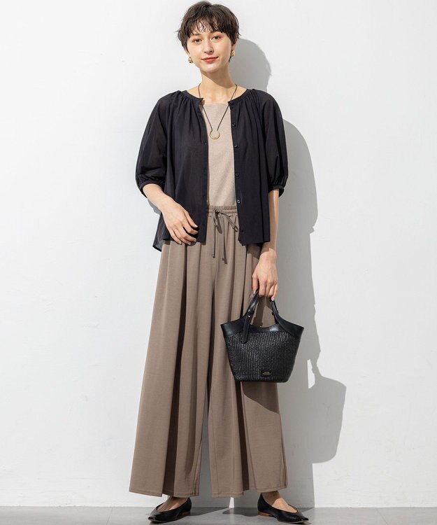 23区 【洗える】シャイニーシアー ニット キャミソール ベージュ系