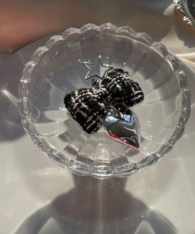 WEGO ツイードリボンハートキーホルダー ブラック