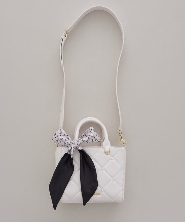 Maison de FLEUR スカーフ付きパールキルティングトートバッグ Light Pink
