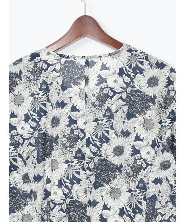 Te chichi 【LIBERTY FABRICS】Vネックフレアワンピース ネイビー