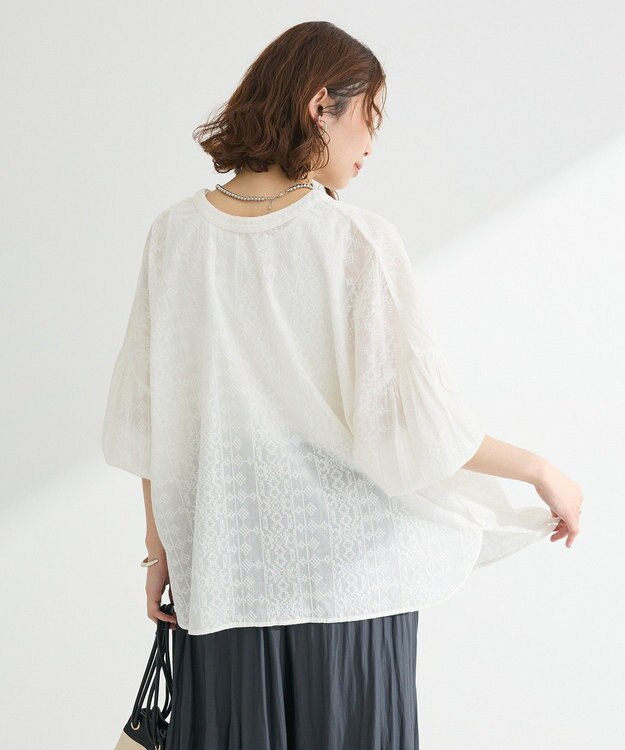 Green Parks Ｉ　ＳＥＴ２点　刺繍ブラウス＋タンクトップ Off White