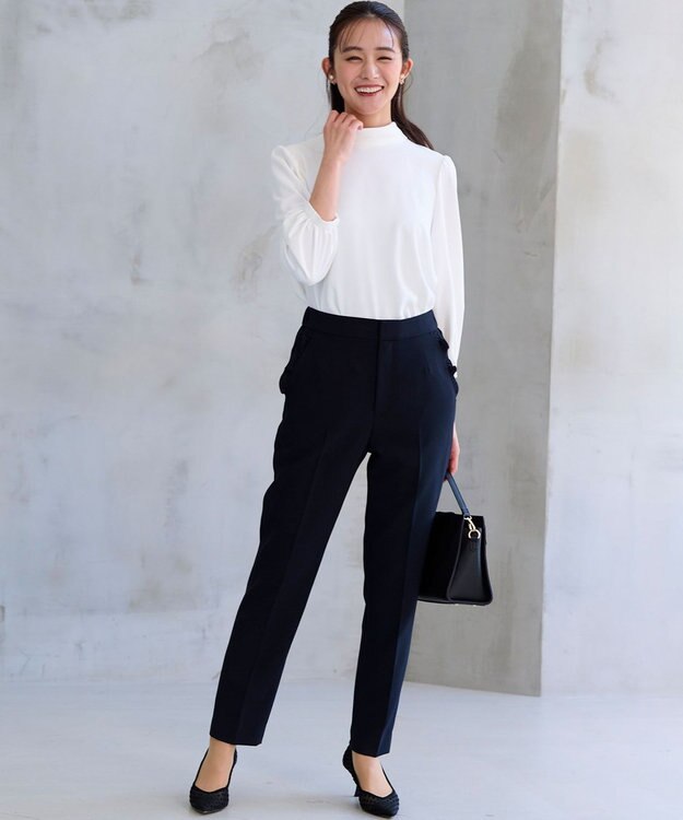 組曲 L 【KUMIKYOKU NAVY】コンフォータブルドレープ フリルテーパードパンツ ネイビー系