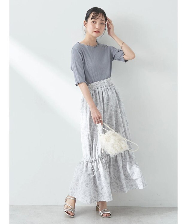 earth music&ecology フラワーティアードテックスカート Grayish Blue