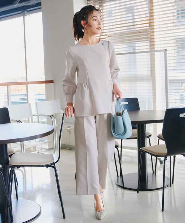 Tiaclasse 【ダブルクロス】パフスリーブペプラムチュニックブラウス グレージュ