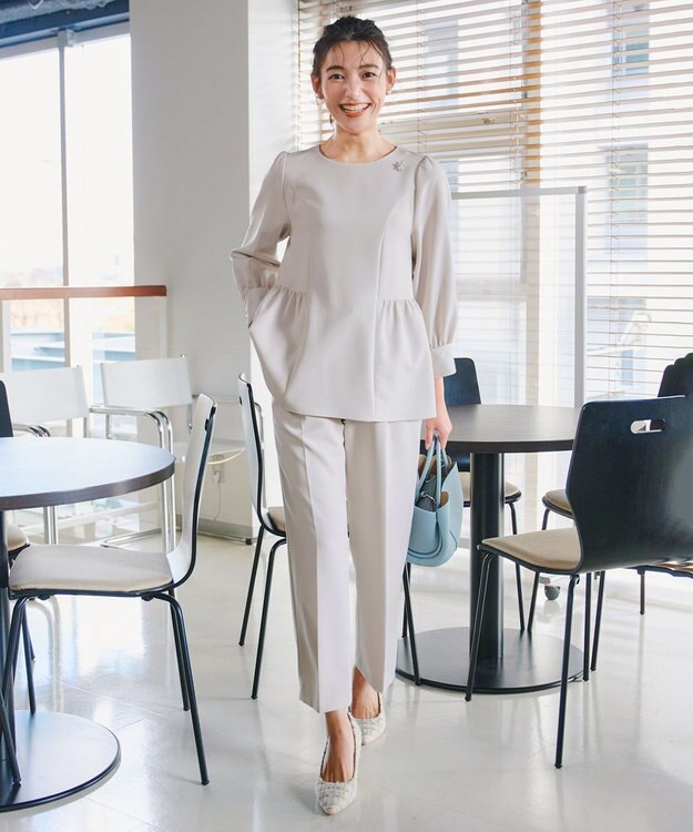 Tiaclasse 【ダブルクロス】パフスリーブペプラムチュニックブラウス グレージュ