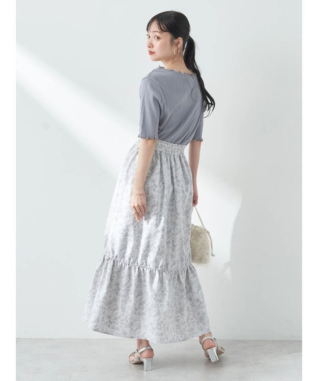 earth music&ecology フラワーティアードテックスカート Grayish Blue