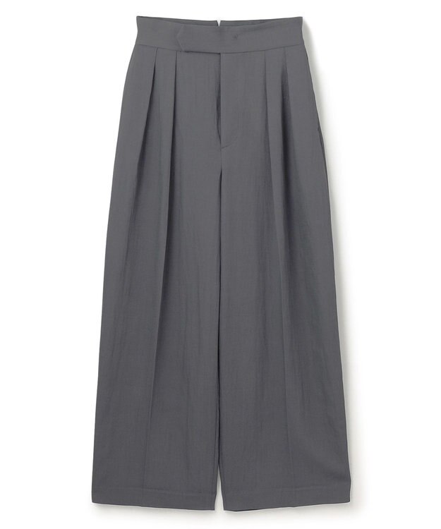 uncrave ドレープツイル ワイドパンツ ブルーグレー（佐藤晴美さん着用）