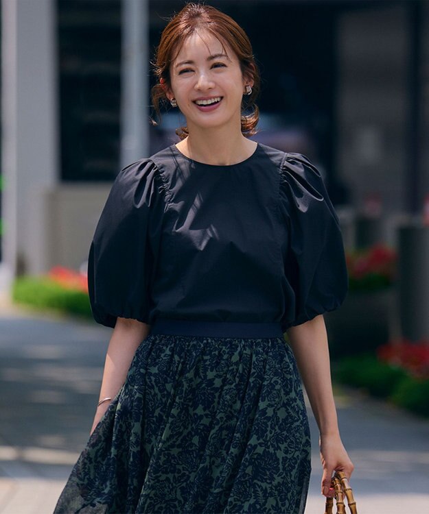 23区 L 【一部店舗限定/洗える】ハイカウントウェザーストレッチ パフスリーブ ブラウス ブラック系