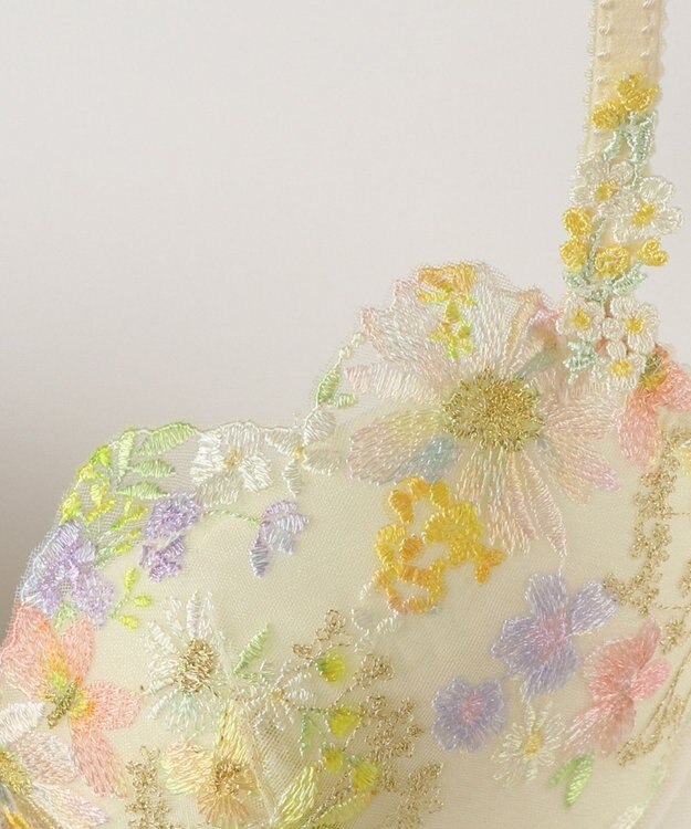 Wing ブラジャー Wing Lesiage サイドすっきり しっかりフィット 【2850シリーズ】 パッド有 ブラ PB2850 ウイング／ワコール クリーム