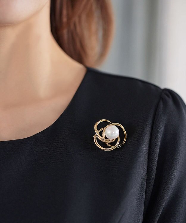 Tiaclasse サークルパールブローチ ゴールド