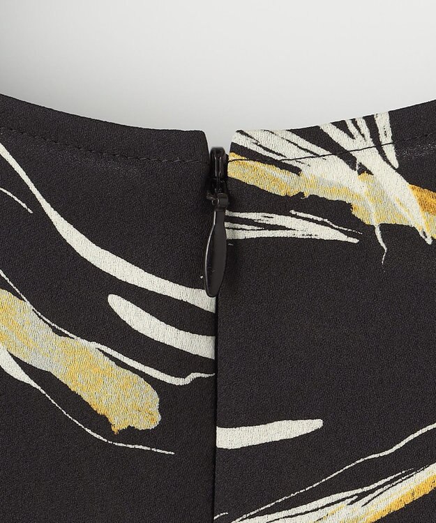 23区 S 【洗える】スリークボタニカルプリント ブラウス ブラック系