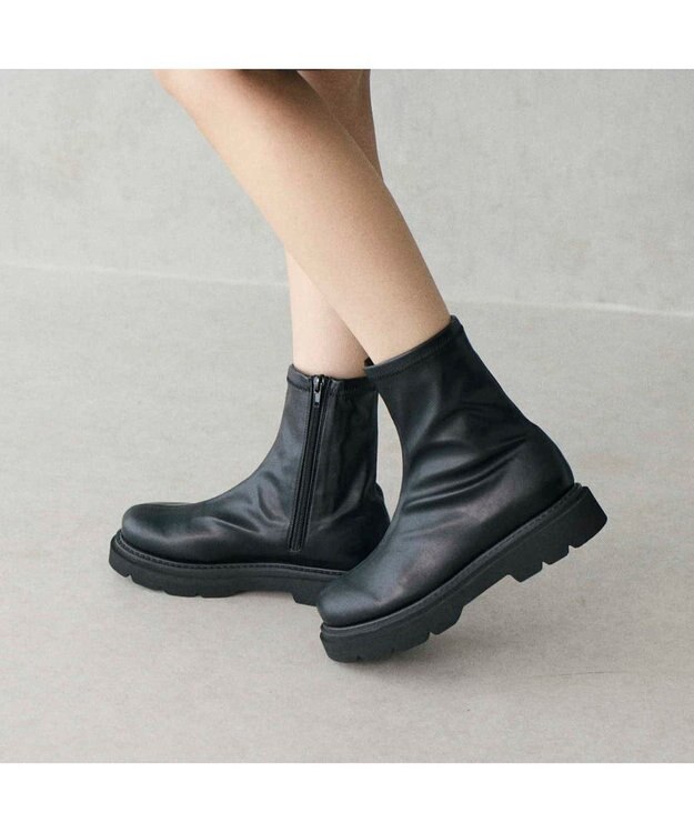 MODE ET JACOMO <carino>【レイン対応】厚底ショートブーツ ブラック