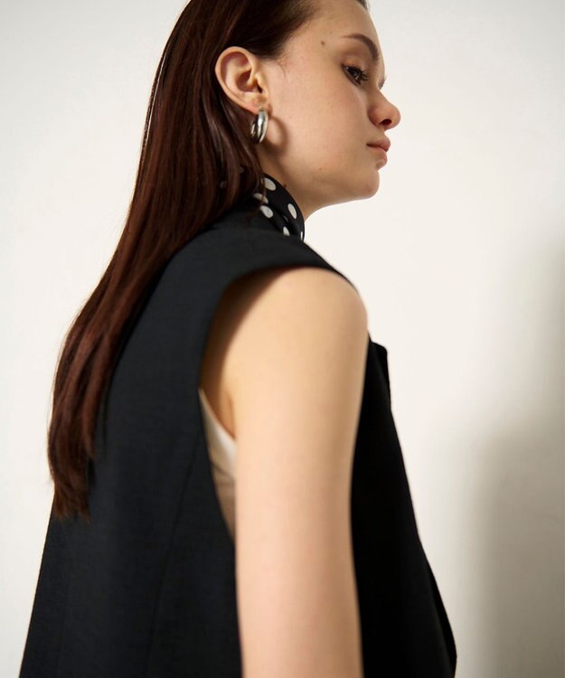 GRACE CONTINENTAL ブッチャーテーラーベスト ブラック