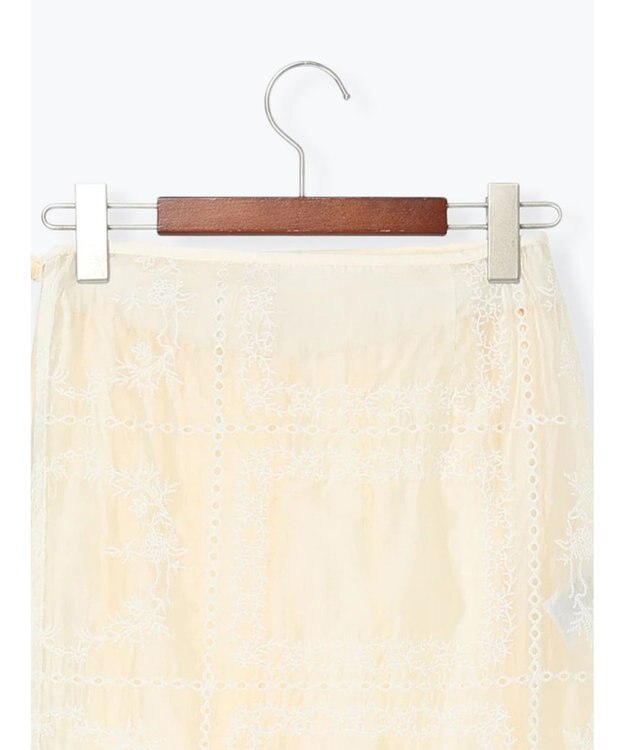 Te chichi チーフ刺繍ラップスカート付きパンツ オフホワイト