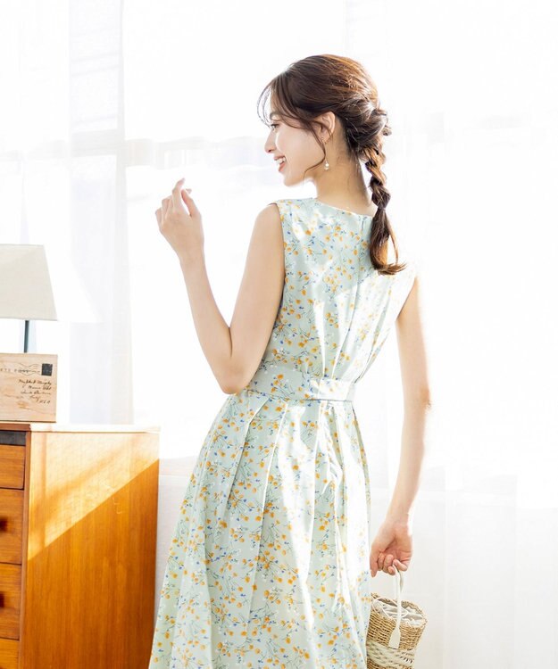 Tiaclasse 【洗える】大人華やかなノースリーブ花柄ワンピース ミント