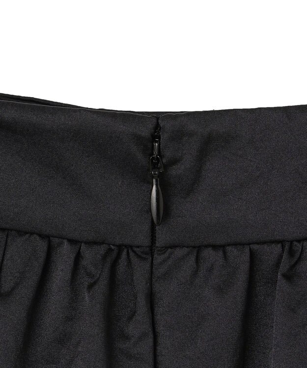 ICB L メタリックナイロンサテン コクーンスカート ブラック系