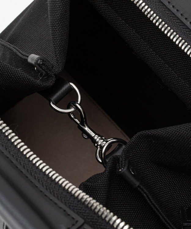 IACUCCI ＜Oggi 2月号掲載＞【ナイロン】ソルベット BP CORDURA/RUGA ブラック