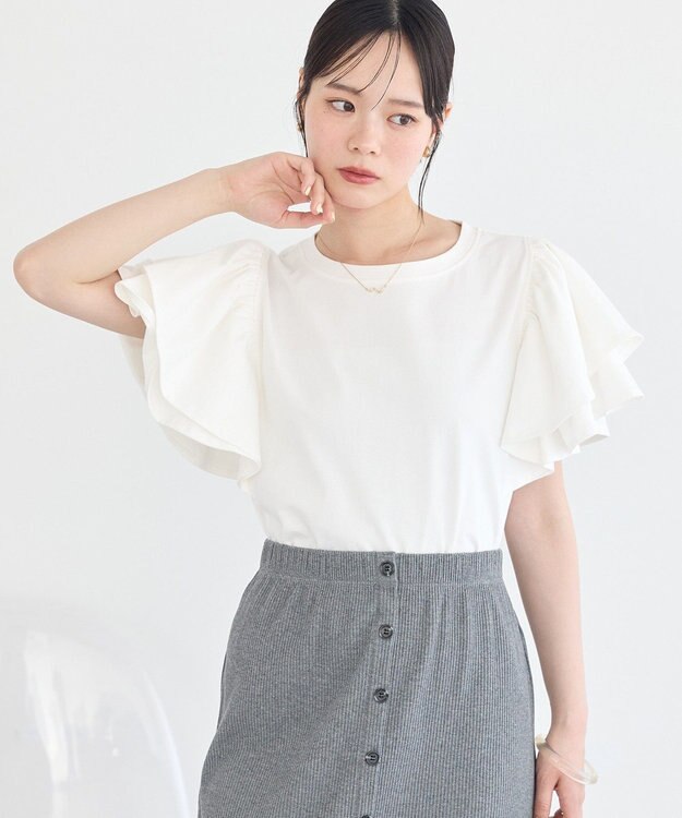 earth music&ecology フリルスリーブプルオーバー Off White
