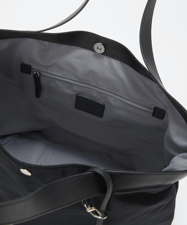 TOPKAPI 【Breath TOPKAPI】MORPH モーフ リンクルナイロン トートバッグ チャーム付き　A4 / 超軽量 /撥水 ブラック