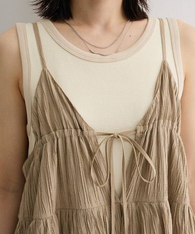 Green Parks ジャガードフリルサロペット Beige