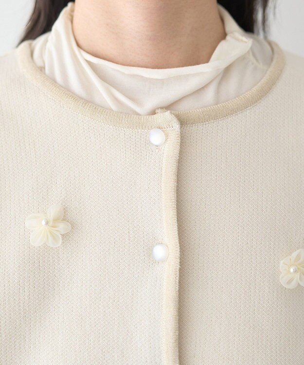 earth music&ecology フラワーモチーフニットカーディガン Ivory