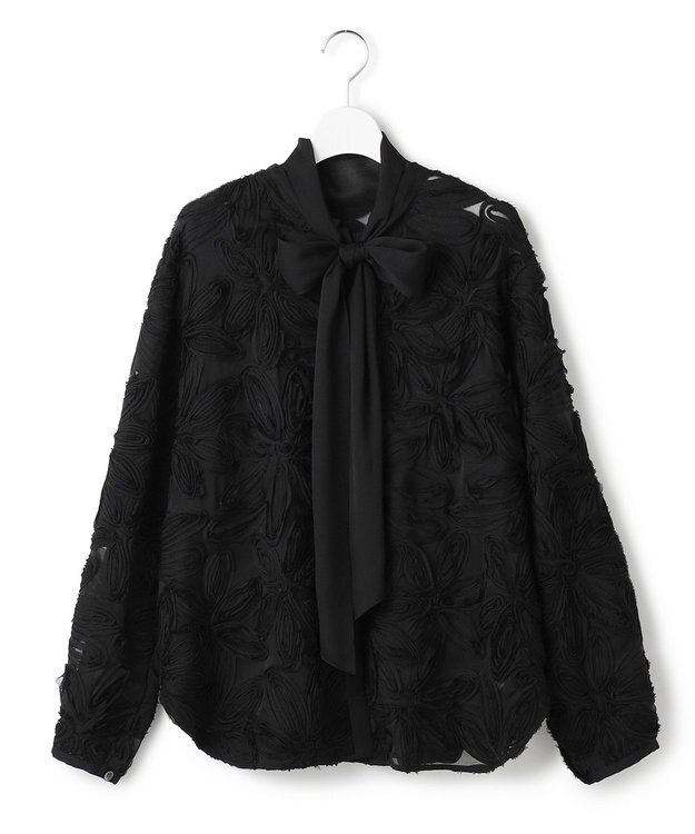 23区 【GOLD LABEL/見上愛さん着用】テープエンブロイダリー ブラウス ブラック系