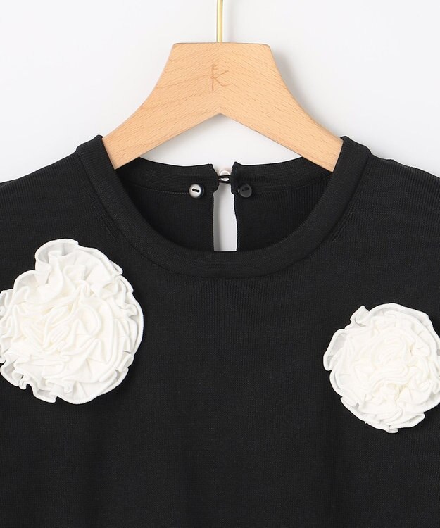 組曲 S 【組曲×setsuko sagittaire】ボンボンフラワー襟付き ニット ブラック系