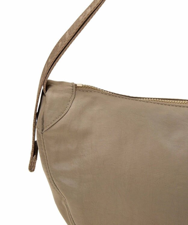 TOPKAPI 【Breath TOPKAPI】Freely フリーリー ナイロン ロゴテープ  ラウンド ショルダーバッグ ベージュ