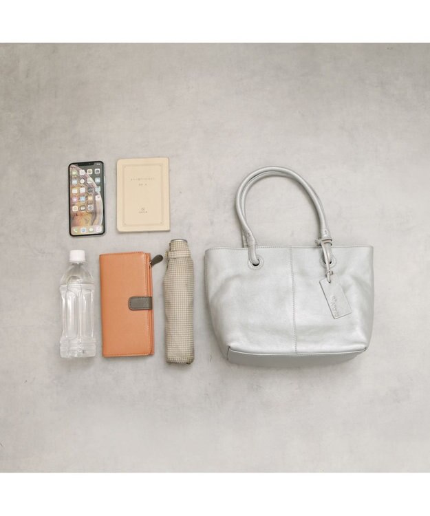 UNBILLION アトランタ ATLANTA / 牛革ハトメあおりトートS シルバーグレー