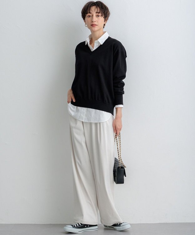 23区 【SLOW/一部店舗限定】コットンシルク Vネック ニット ブラック系