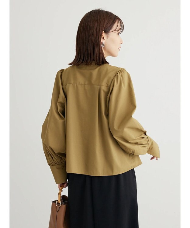 Green Parks タックブラウス Beige