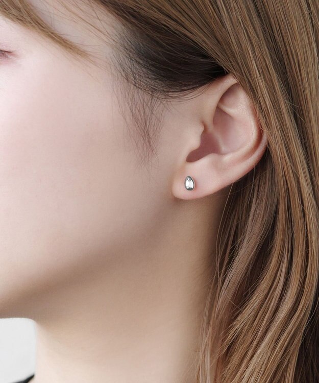 TOCCA 【WEB限定】DROP OF PETAL PLATINUM PIERCED EARRINGS プラチナ ピアス シルバー系