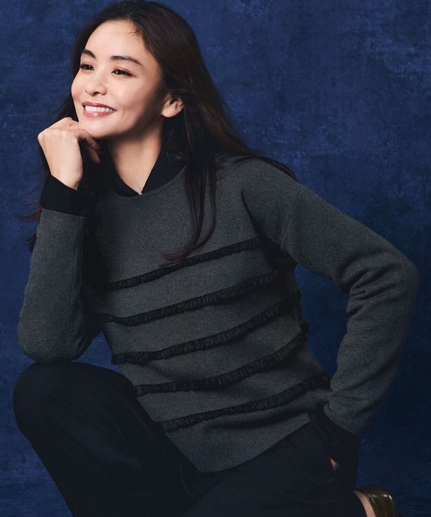 23区 L 【WEB&一部店舗限定/滝沢眞規子さん着用】フリルボーダー ニット グレー系