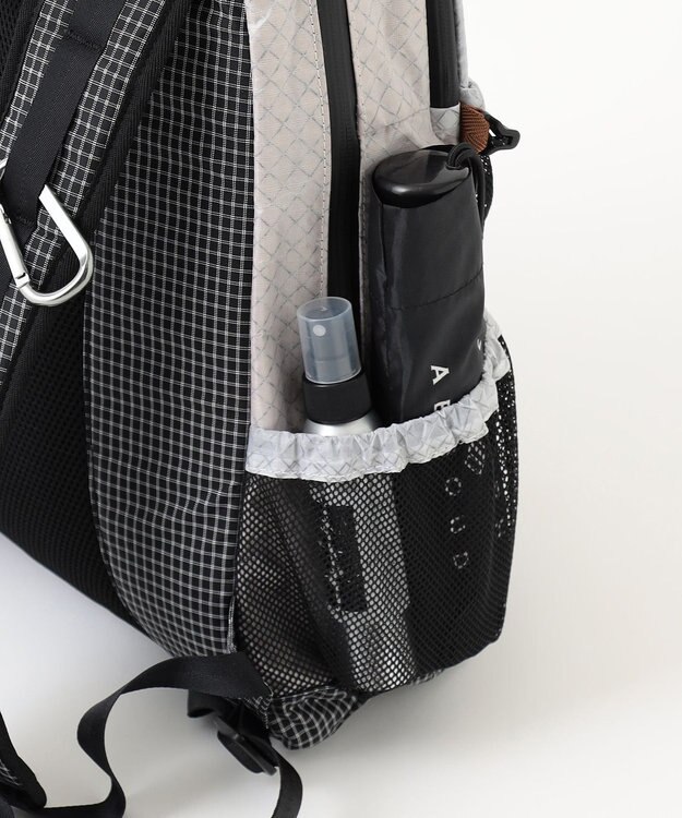 JOSEPH ABBOUD MOUNTAIN 【軽量/ECO撥水】ライトリップストップバックパック　21L ホワイト系