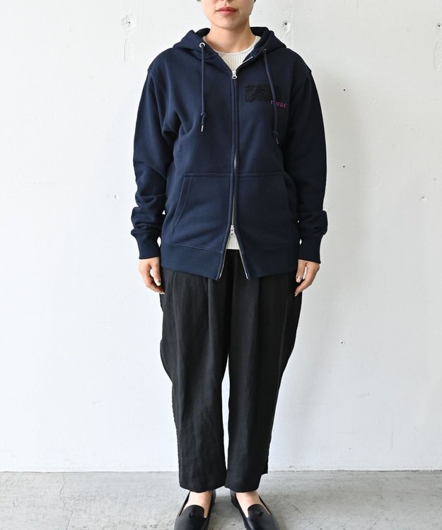 muuc 〈コットン100% 12.7オンス生地＆裏面パイル〉花刺繍のWジップパーカー ネイビー