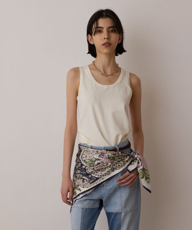 GRACE CONTINENTAL フラワーペイズリースカーフ ネイビー