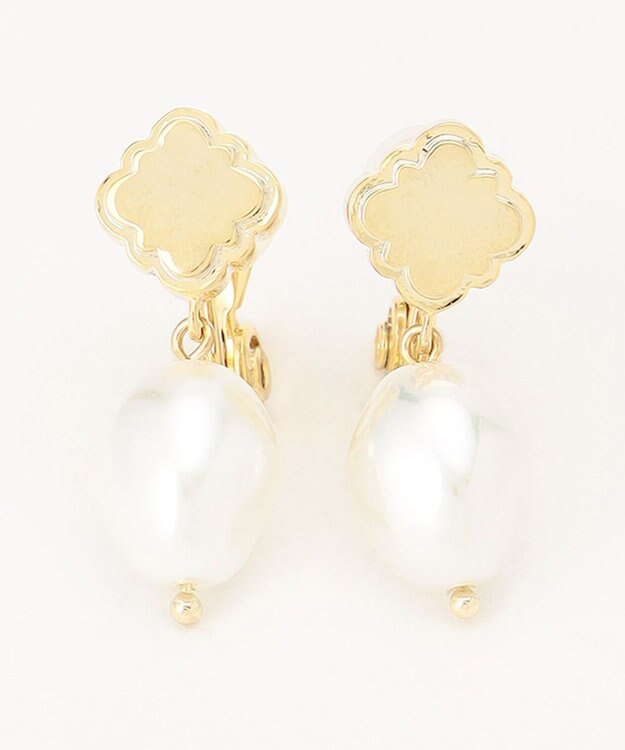 TOCCA SWING PEARL CLOVER EARRINGS イヤリング ゴールド系