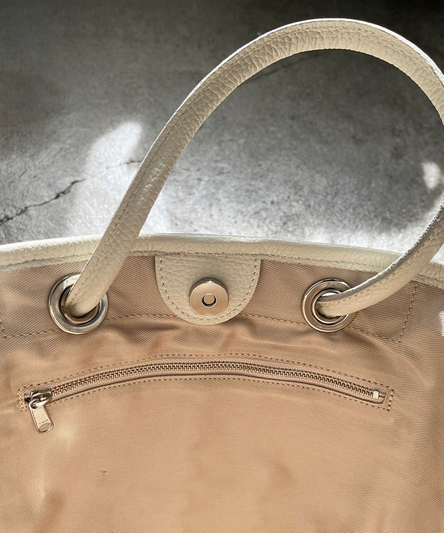 Hekhèr Le Style de Vie 【日本製 / 2WAY】シュリンクレザー ノットハンドバッグ ホワイト