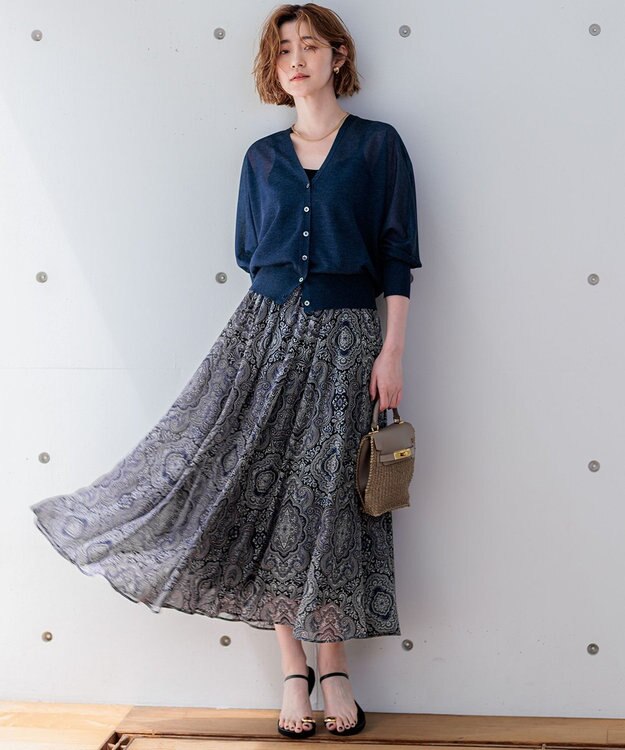 23区 【新色追加】シャイニーシアー ニット カーディガン [WEB限定]ネイビー系