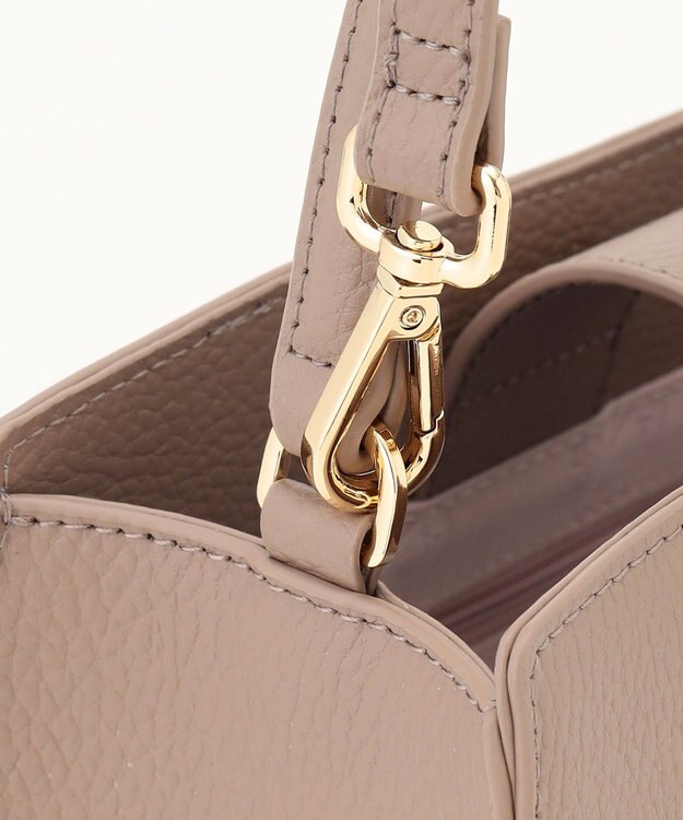 TOCCA 【大人百花掲載】T-MARGO LEATHER MINIBAG ミニバッグ ベージュ系