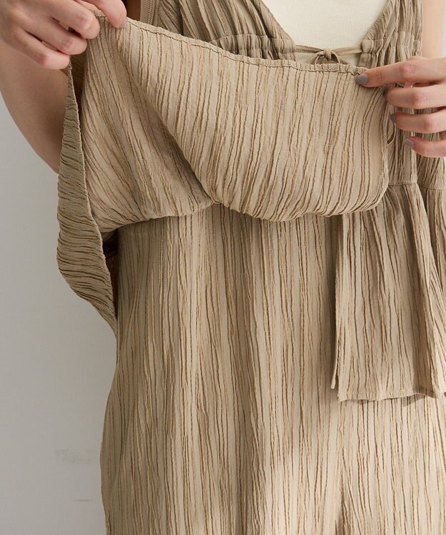 Green Parks ジャガードフリルサロペット Beige