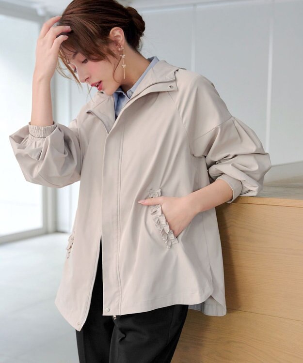 Tiaclasse ボリュームスリーブマウンテンフーディー グレージュ