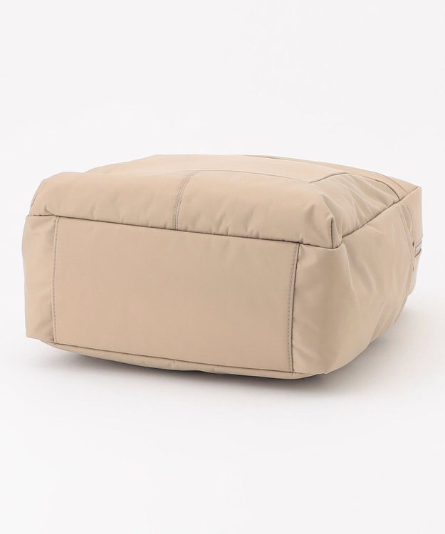 Y'SACCS 小西真奈美×Y'SACCS コンビスクエアリュックサック グレージュ